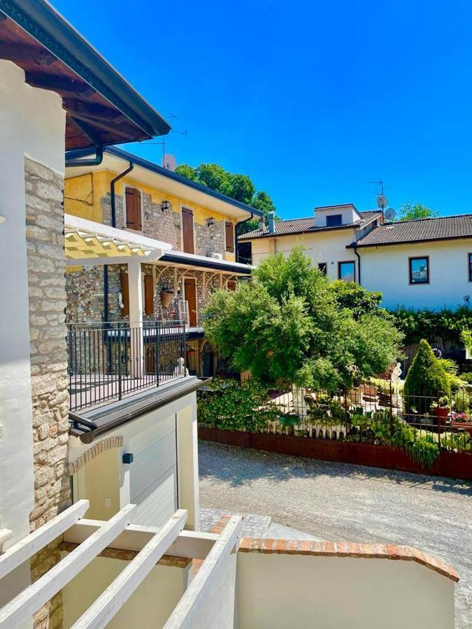Апартаменти Dimora Di Charme Песк'єра-дель-Гарда Екстер'єр фото